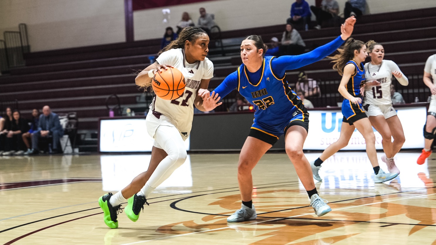 WBB vs LeTourneau University