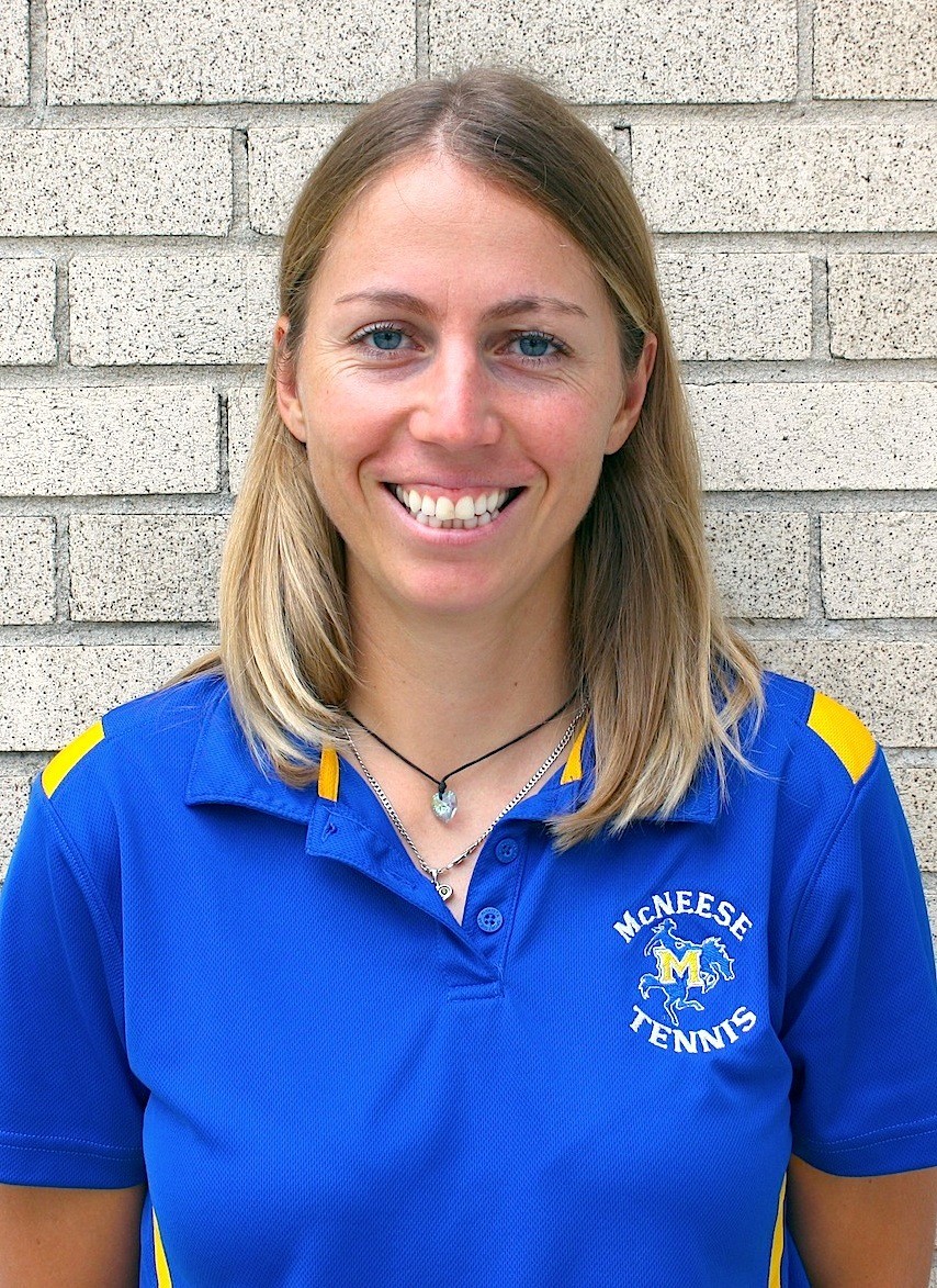 Helena Besovic Headshot