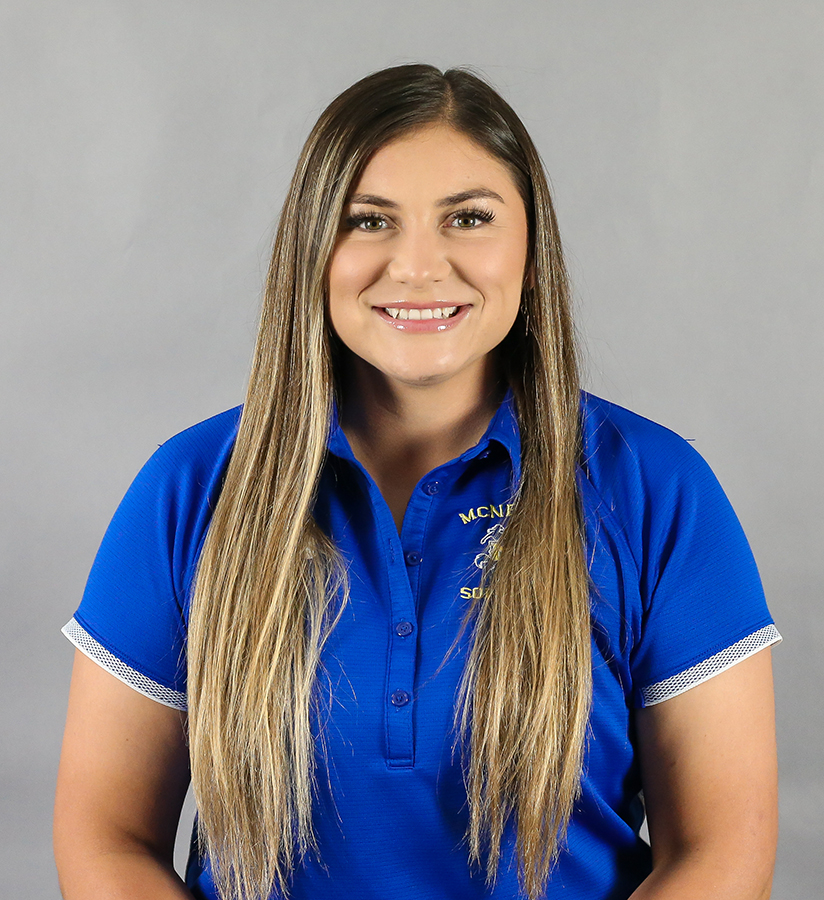 Adriana Ramirez (Manager)