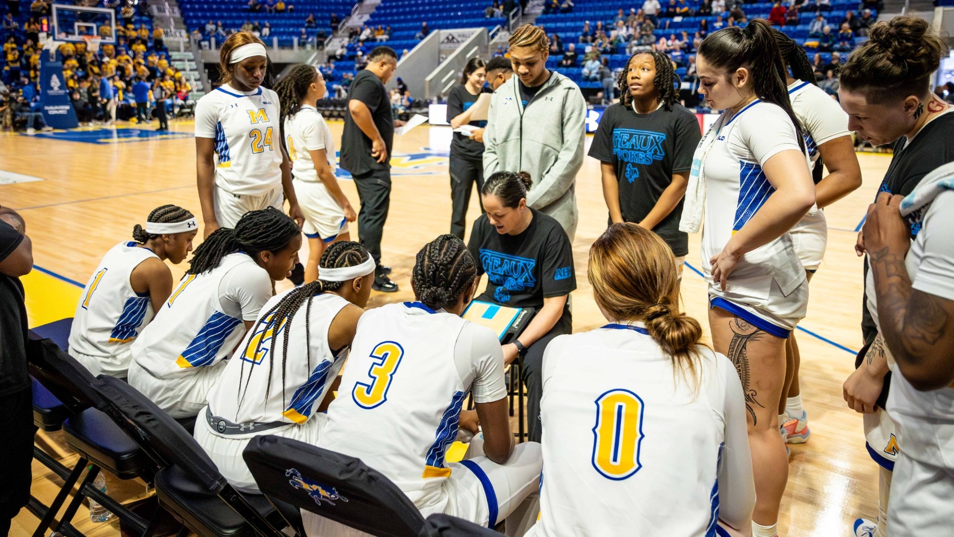 WBB Huddle vs. UNO