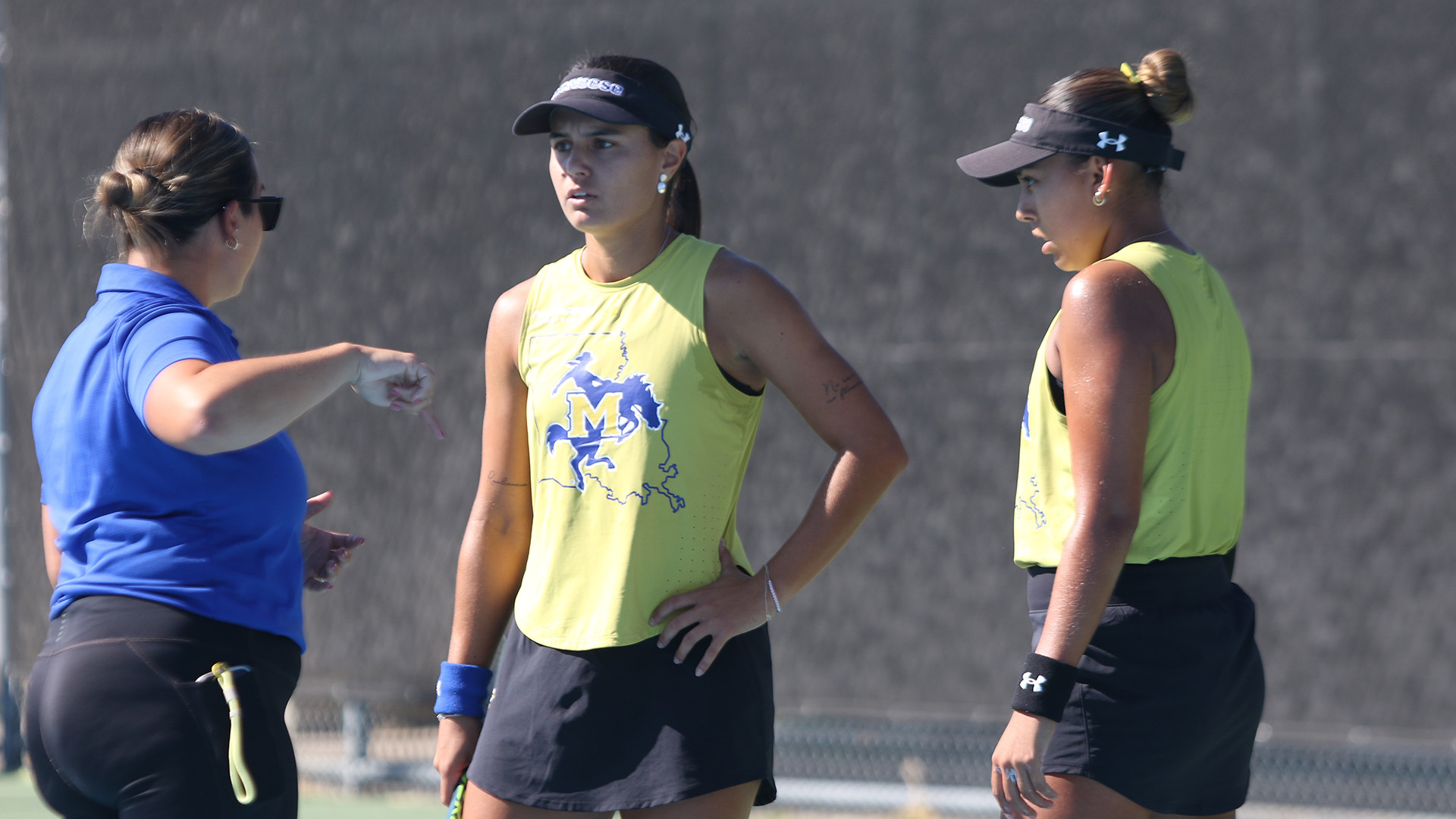 Elana Morales-Ana Hollweg