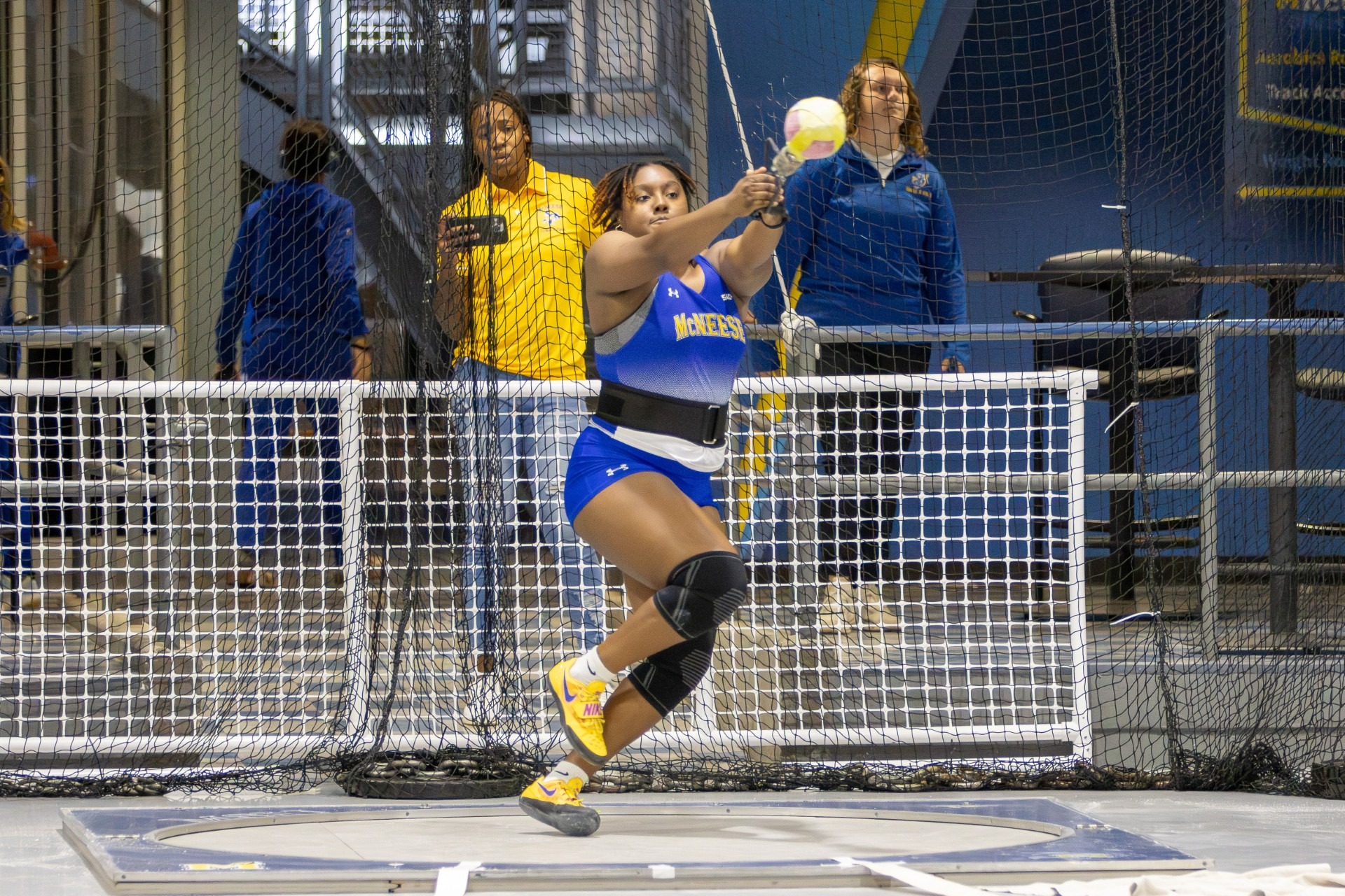 Jaslyn Russell weight throw