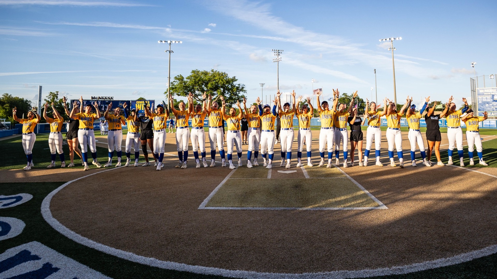 SB Postgame Joli Blanc