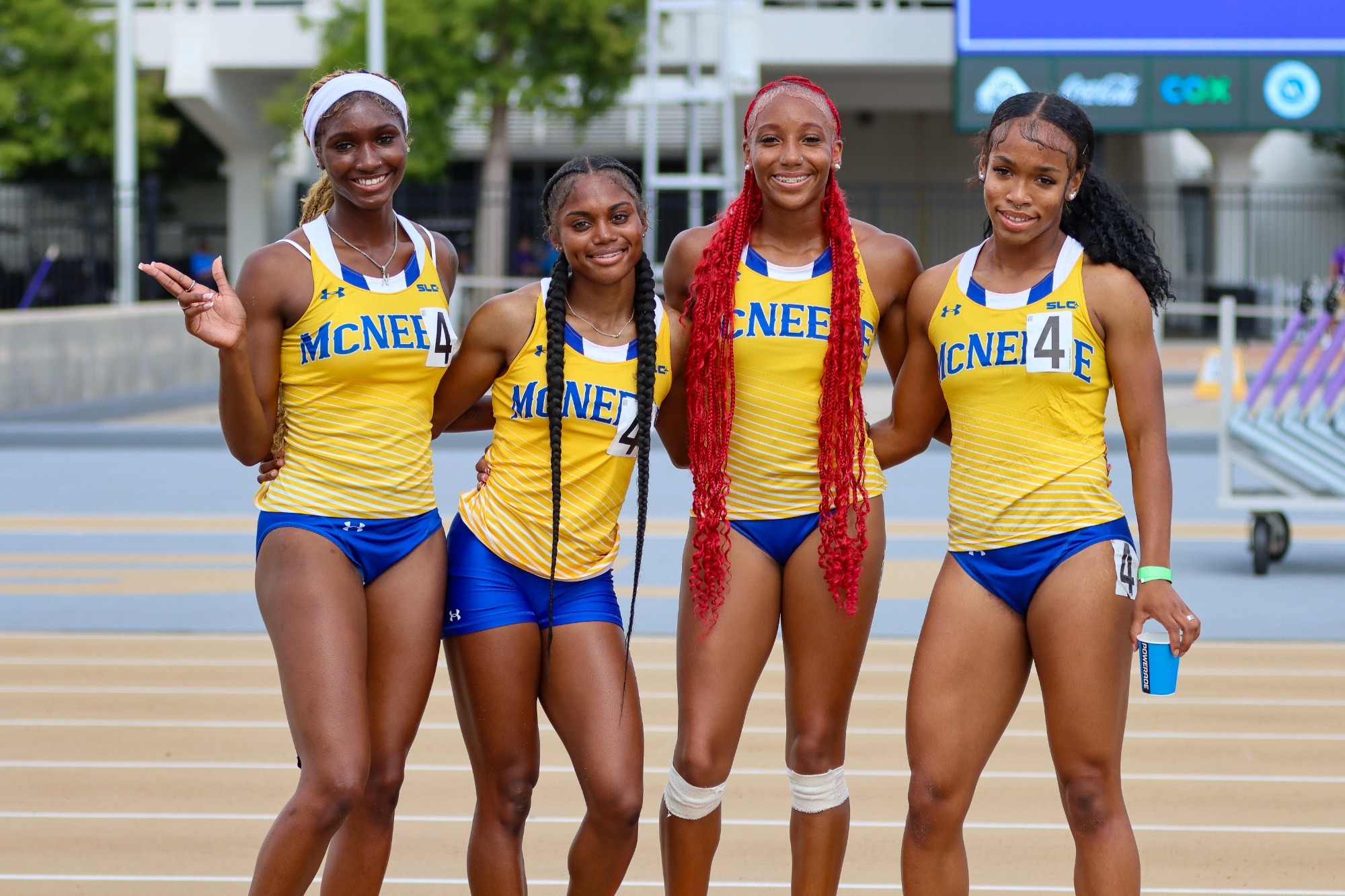 Cowgirl 4x400 relay team