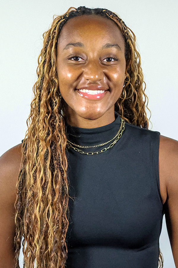 Maaliya Owens Headshot