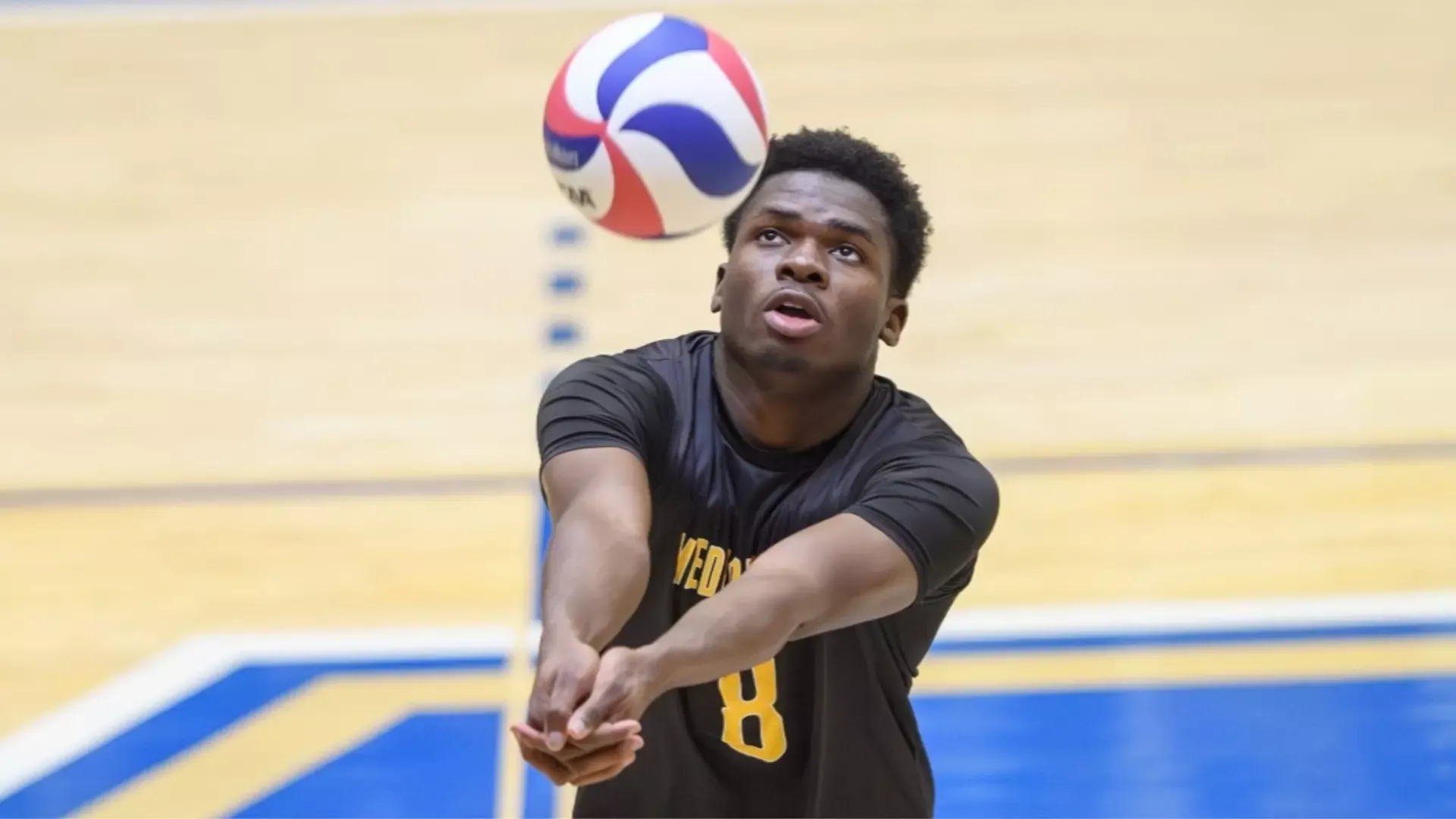 Christian Owolabi bumping the ball