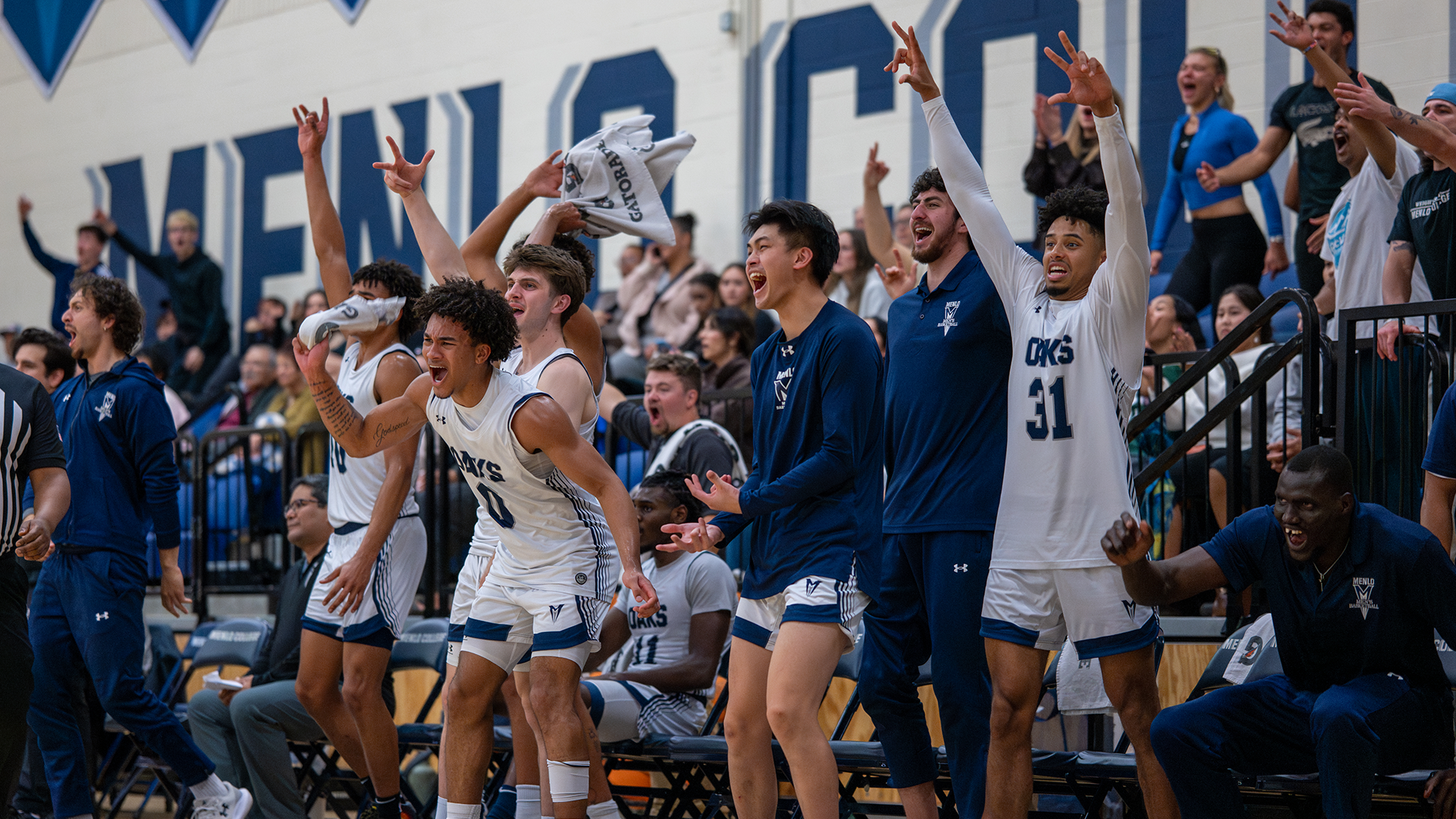 Men's Basketball Team
