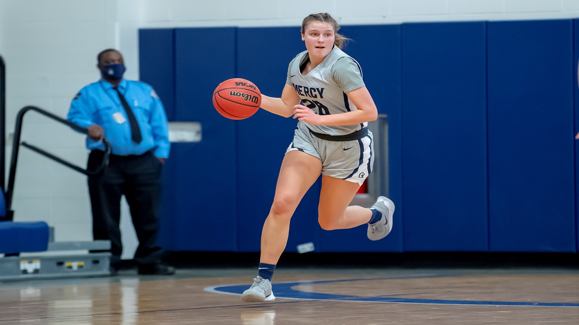 Three Mavericks Score in Double Figures as Women's Basketball Plays at