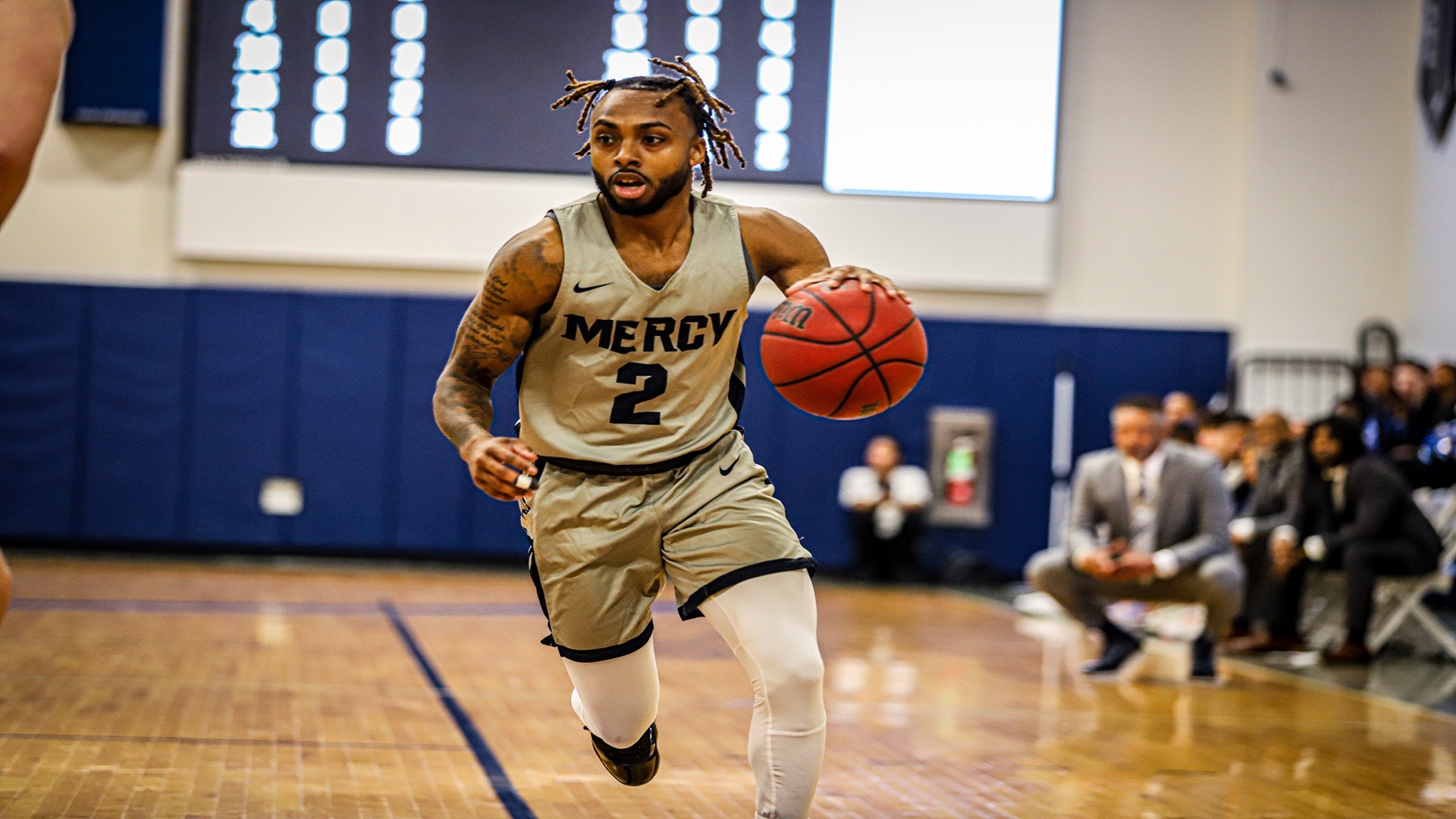 Three Mavericks Score in Double Figures as Men's Basketball Plays at