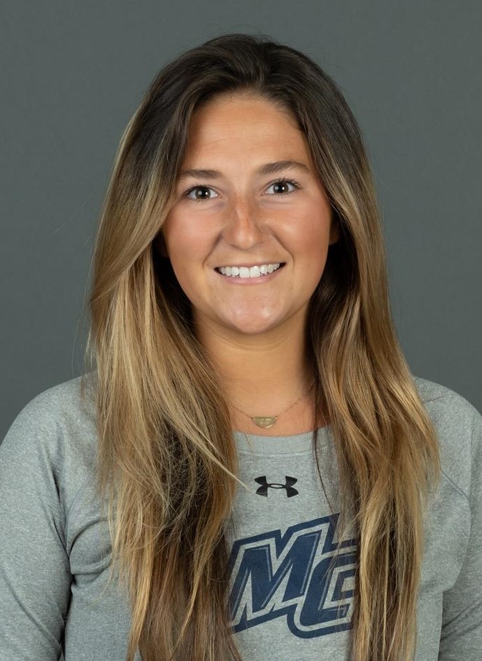 Alexis Miedico Headshot