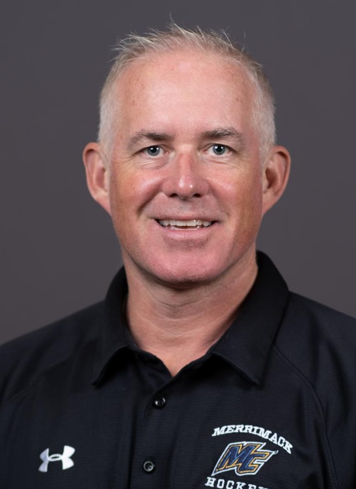 Chris Ross Headshot