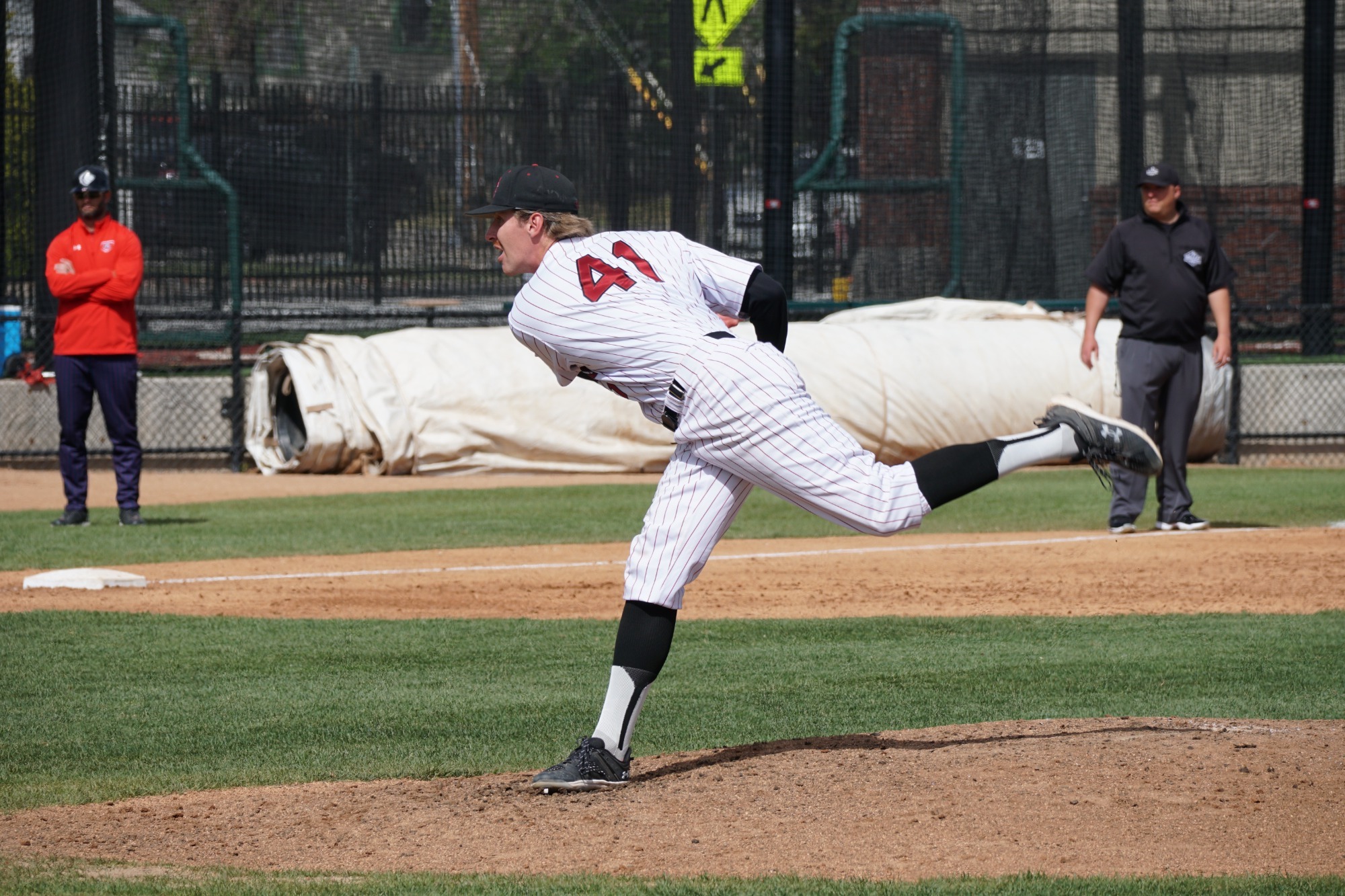1-2 pitching punch lifts Mavericks - Colorado Mesa University Athletics