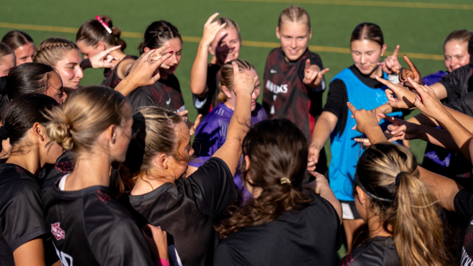 WSOC Senior Day Huddle