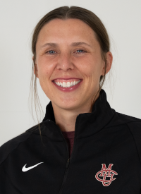 Coach Hannah Pollart