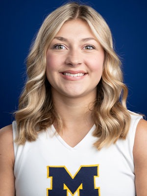 Lexie Nienhuis photo