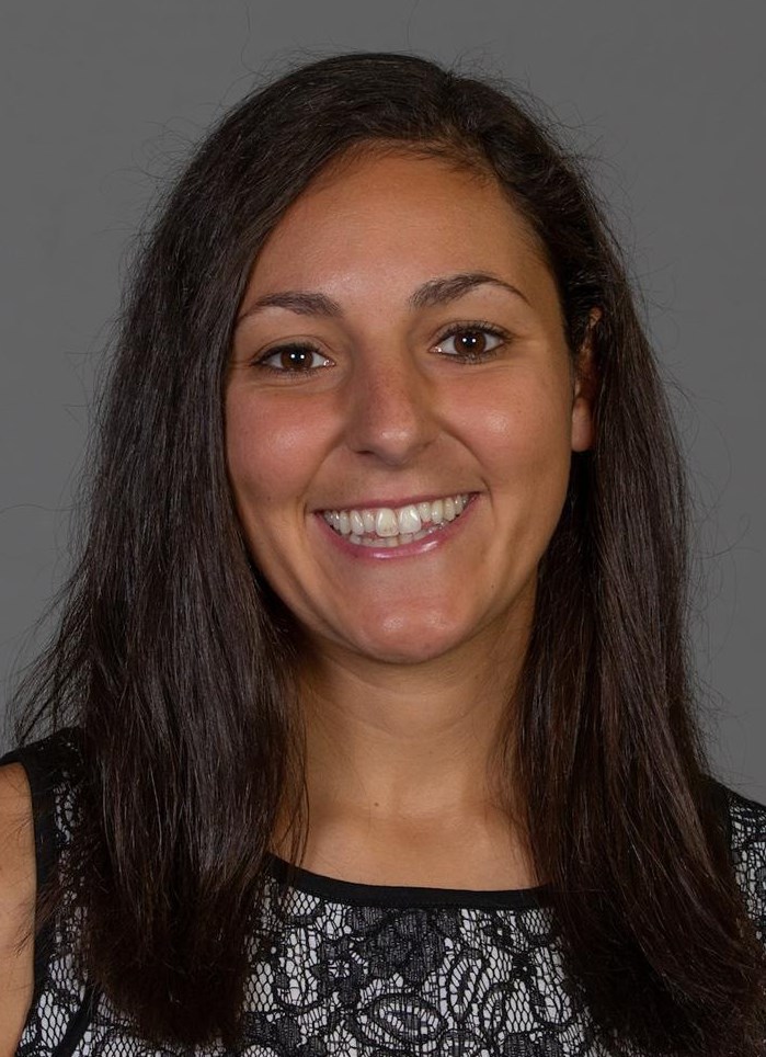 D3620 Womens Basketball Team Portraits & Groups