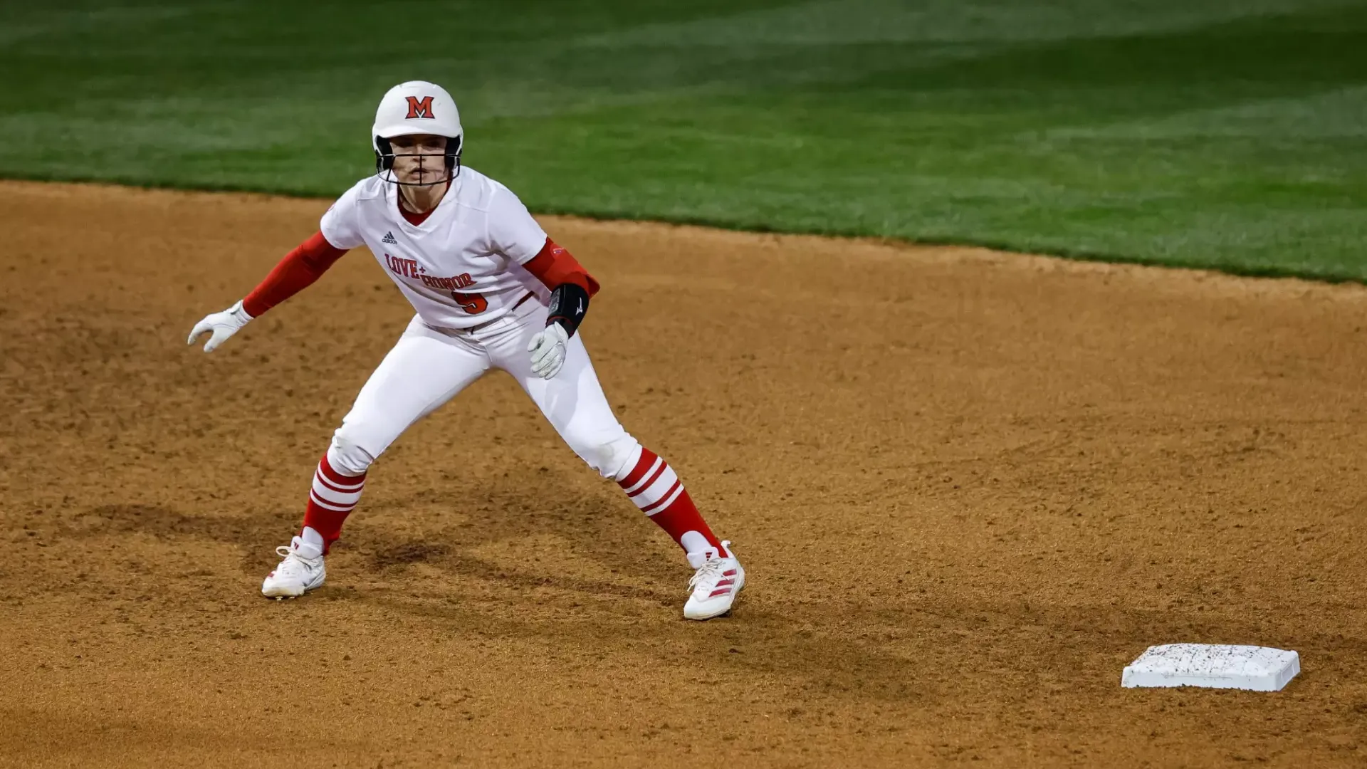 Softball Announces 2025 Schedule - Miami University RedHawks