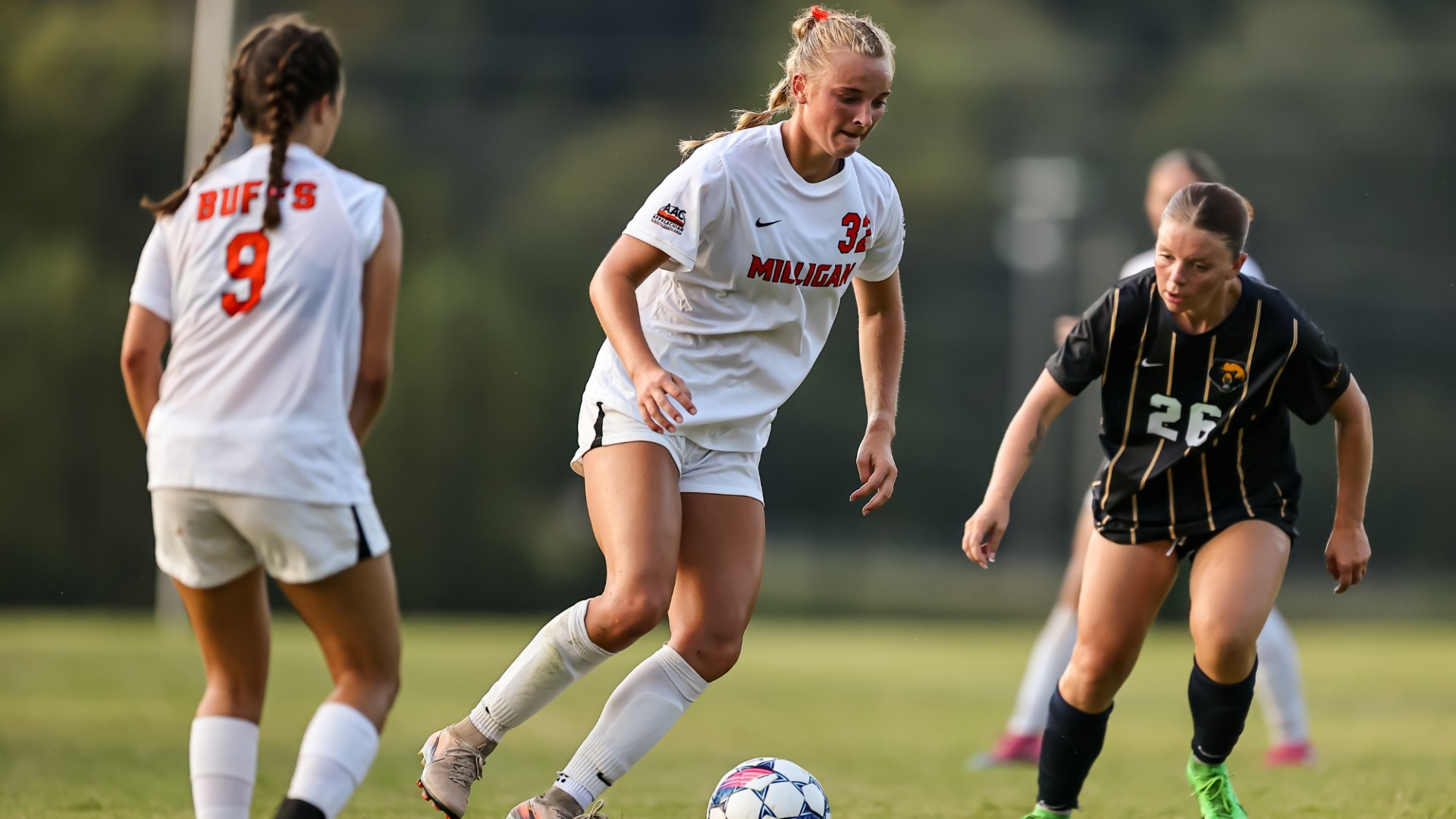 Halle Steele WSOC Recap Photo RU