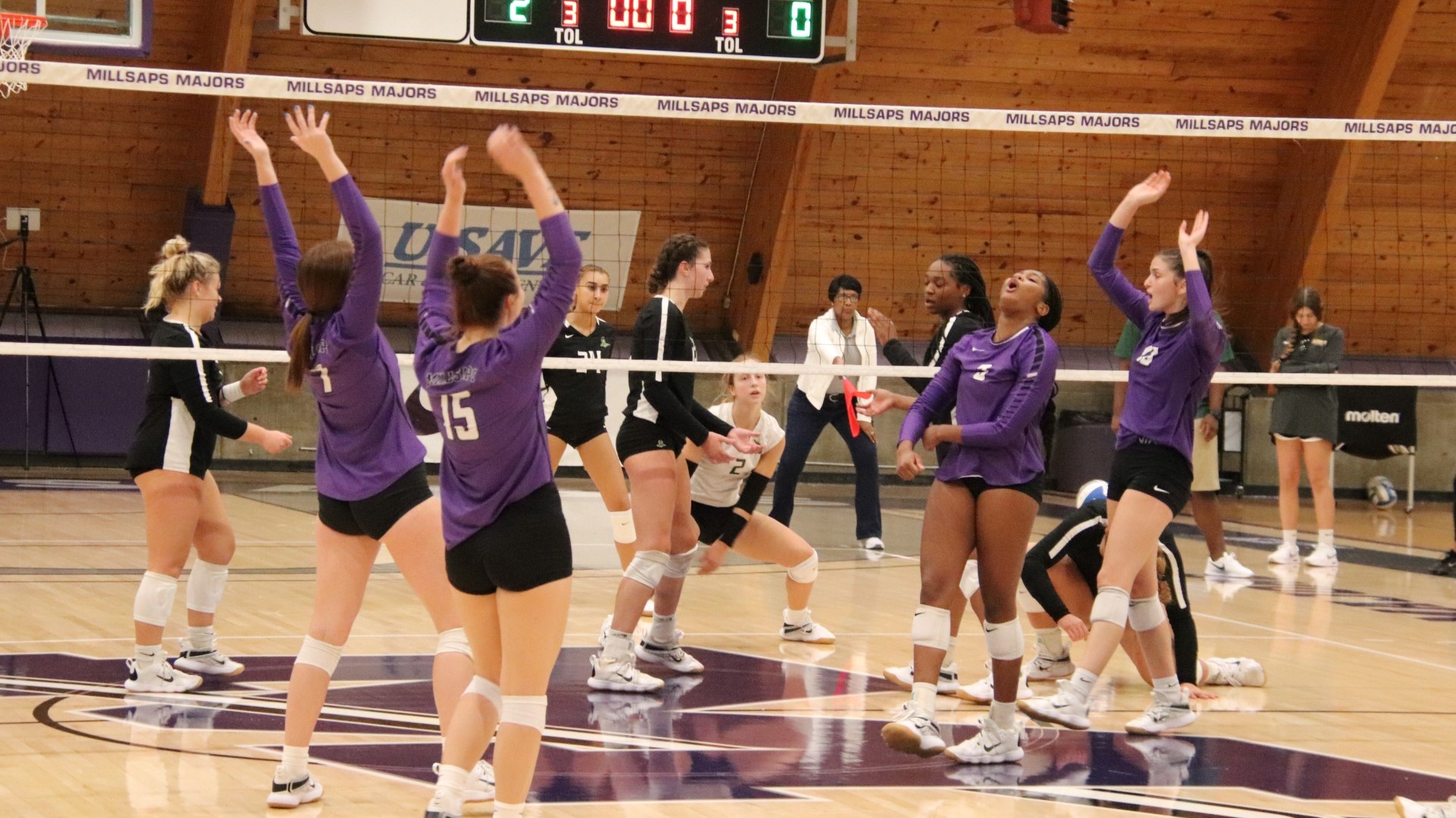 Volleyball Downs Belhaven to Open Millsaps Invitational Millsaps