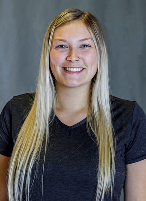 Hannah Lingold 2023 Headshot