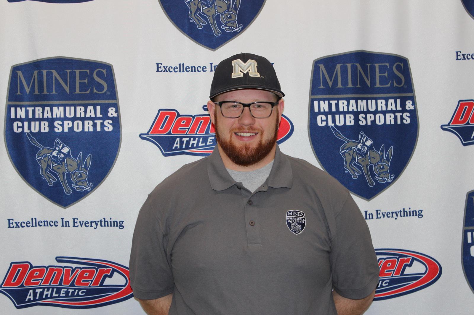 Zach Swanson Headshot