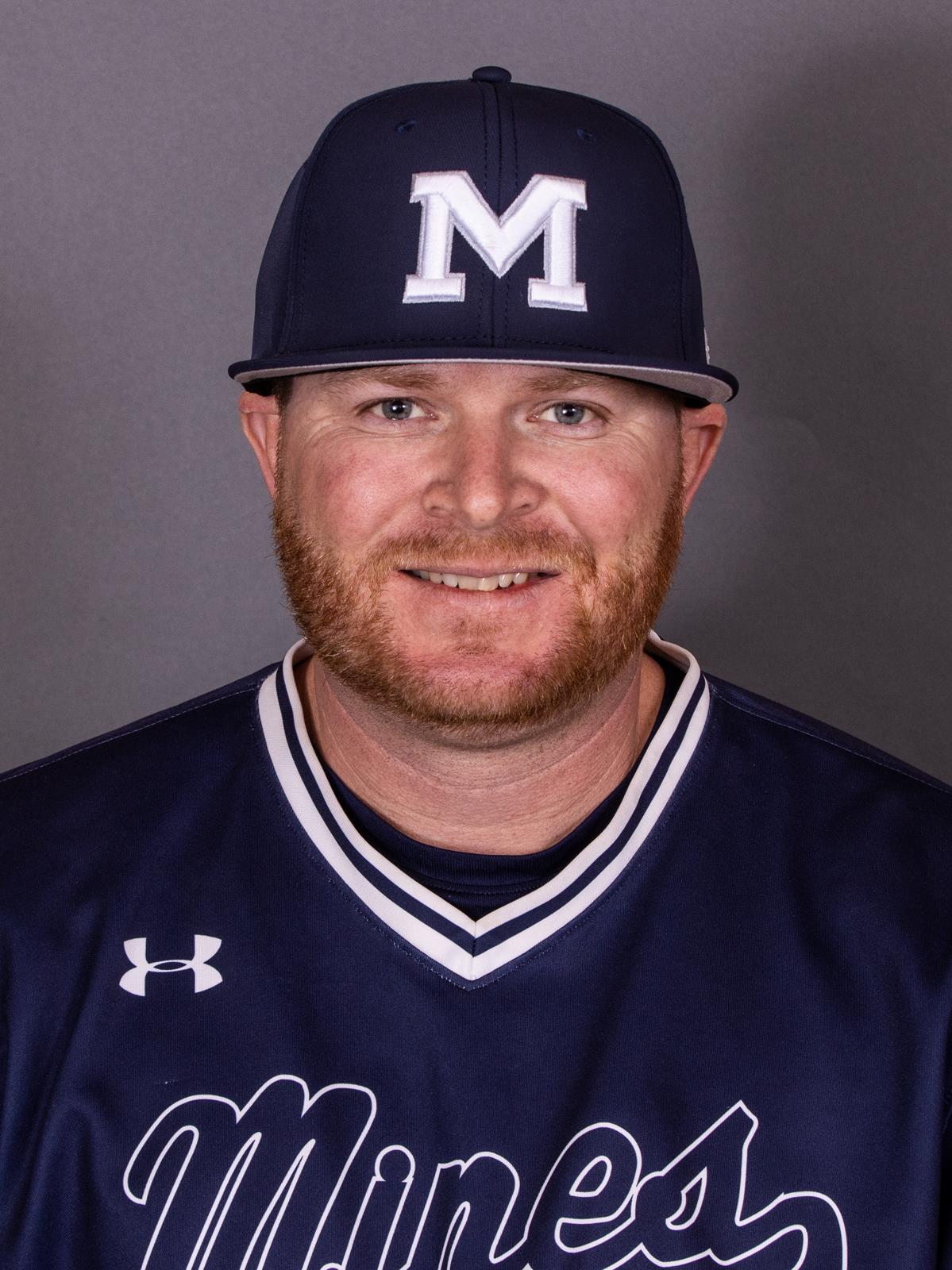 Robby_Bales_Headshot_201920