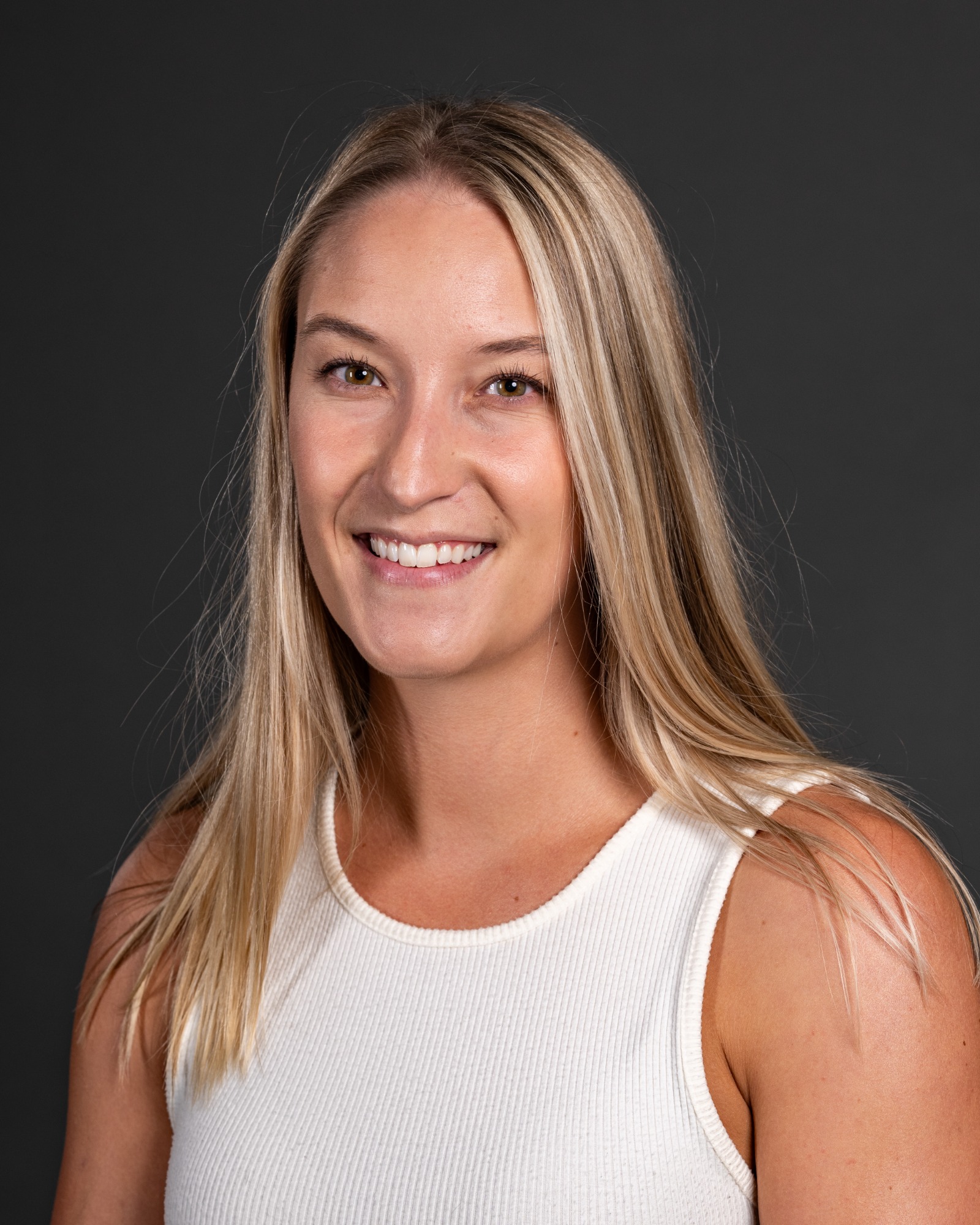 Nicole Wondrasek