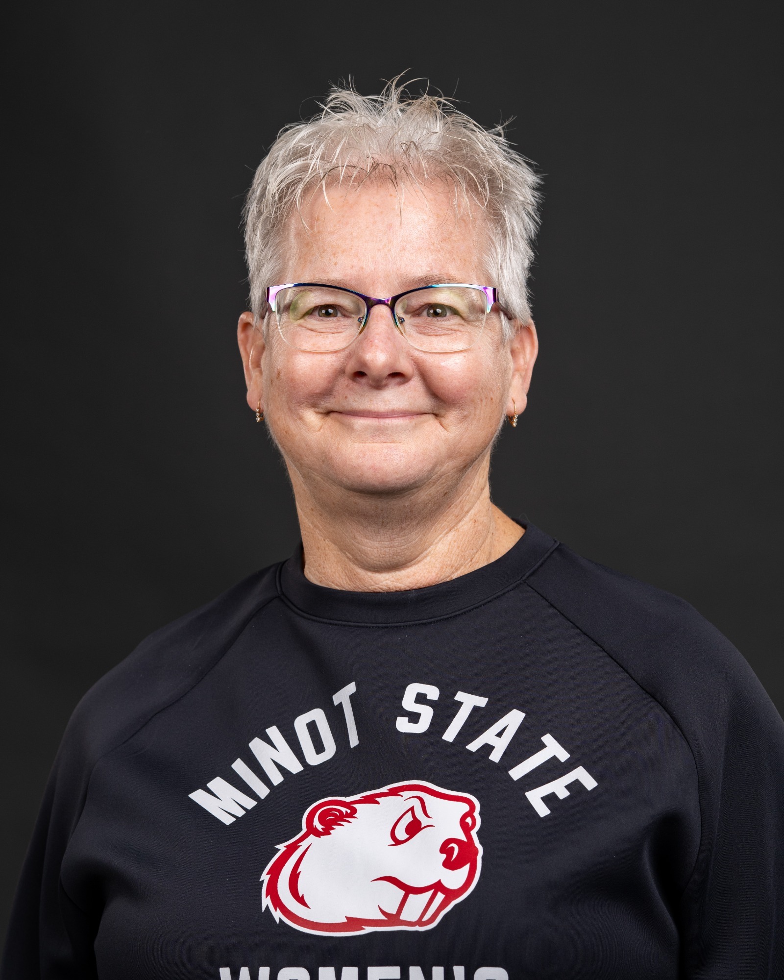 Assistant coach Stacey Askvig