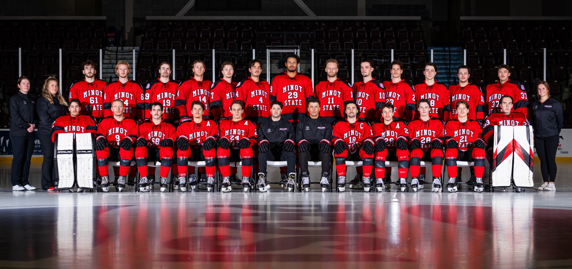 2025-26 Minot State Men’s Hockey Team Photo