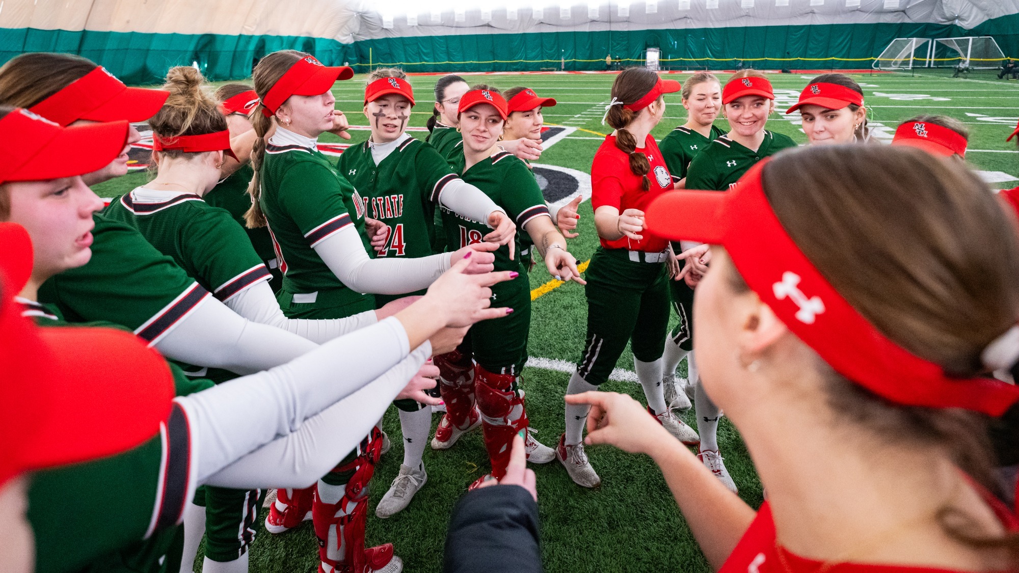 Beaver softball pregame huddle