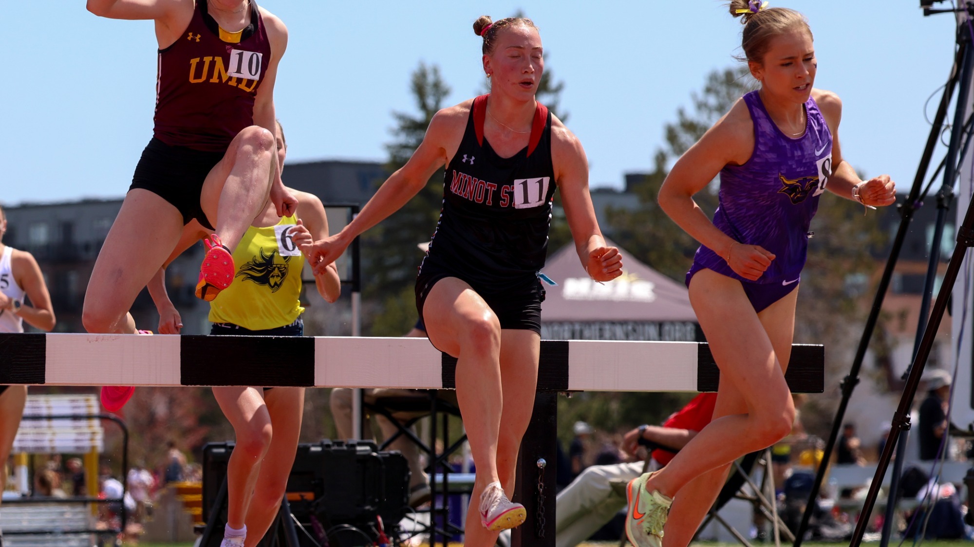 Sidra Sadowsky NSIC steeplechase