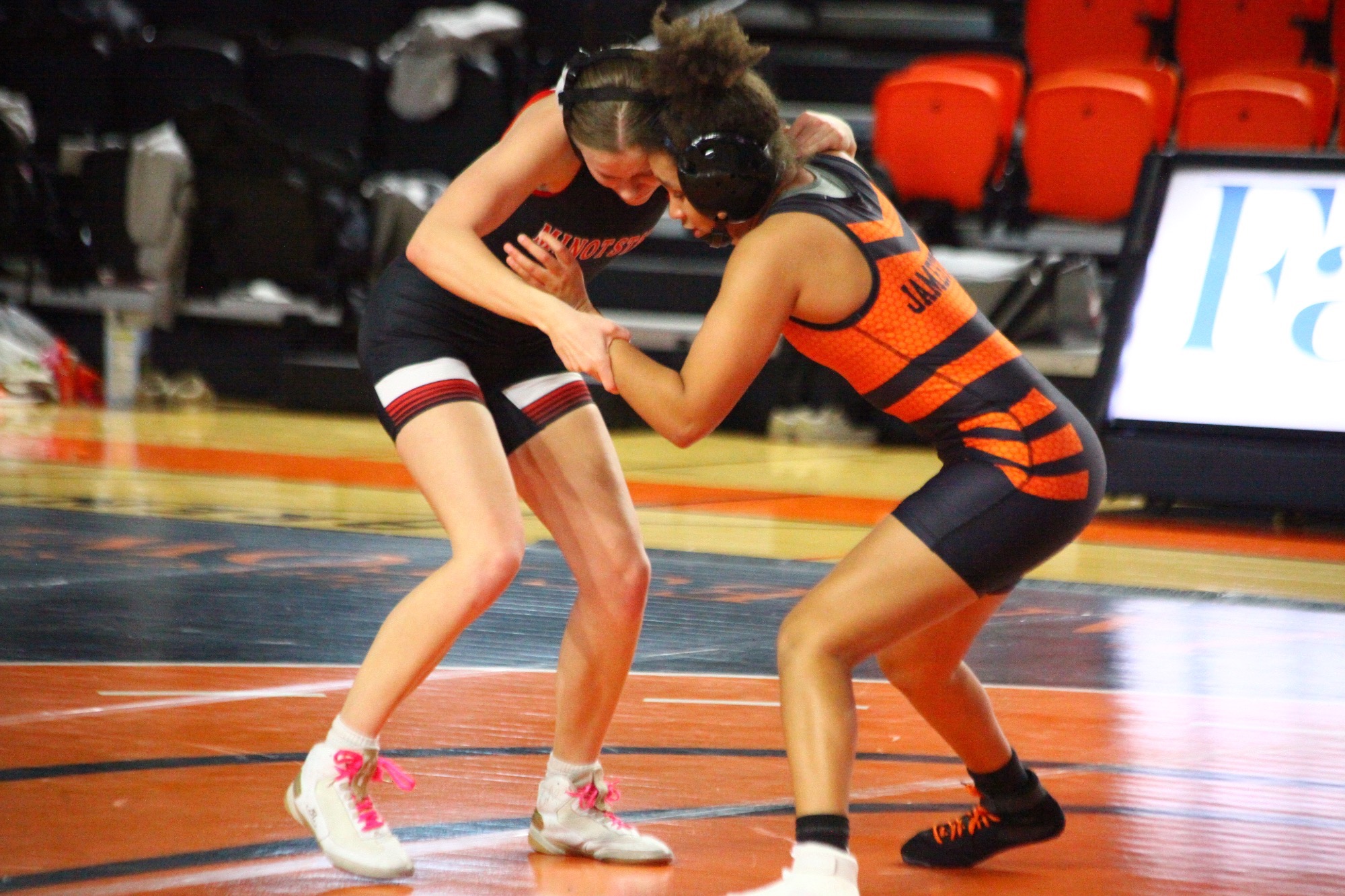 Women's Wrestling vs Jamestown