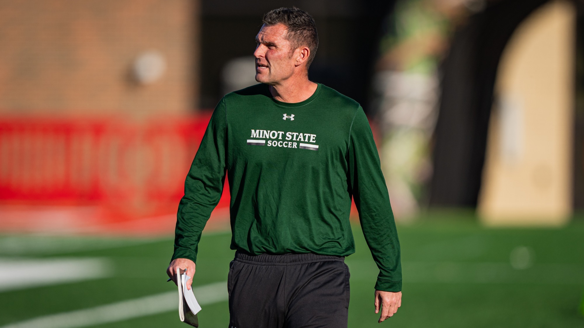 Chris Logan coaching 