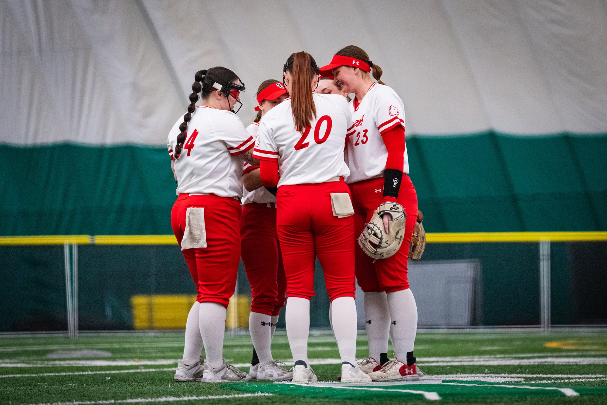 Beavers pitching circle huddle