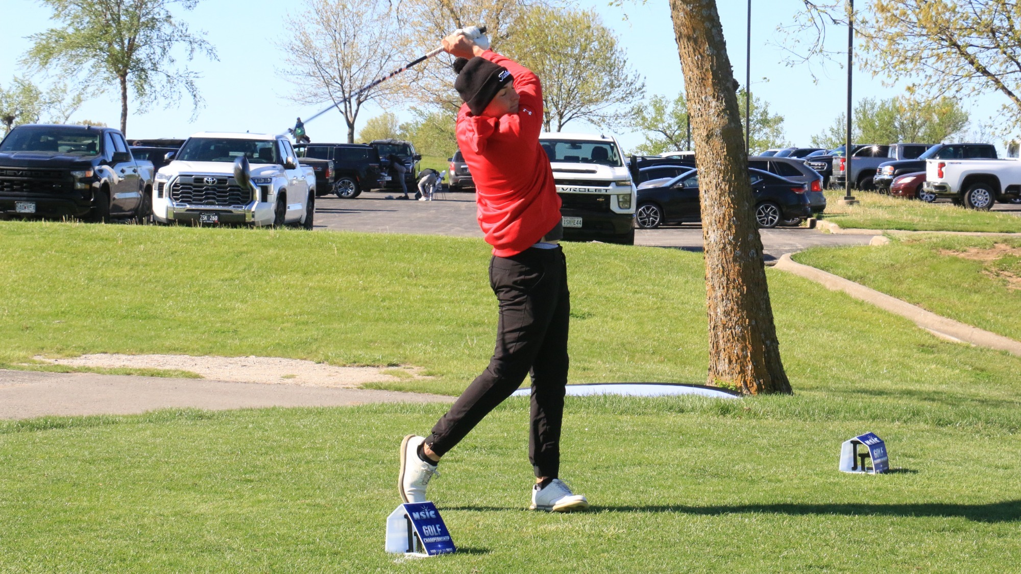Minot State men's golf day 2 at championship