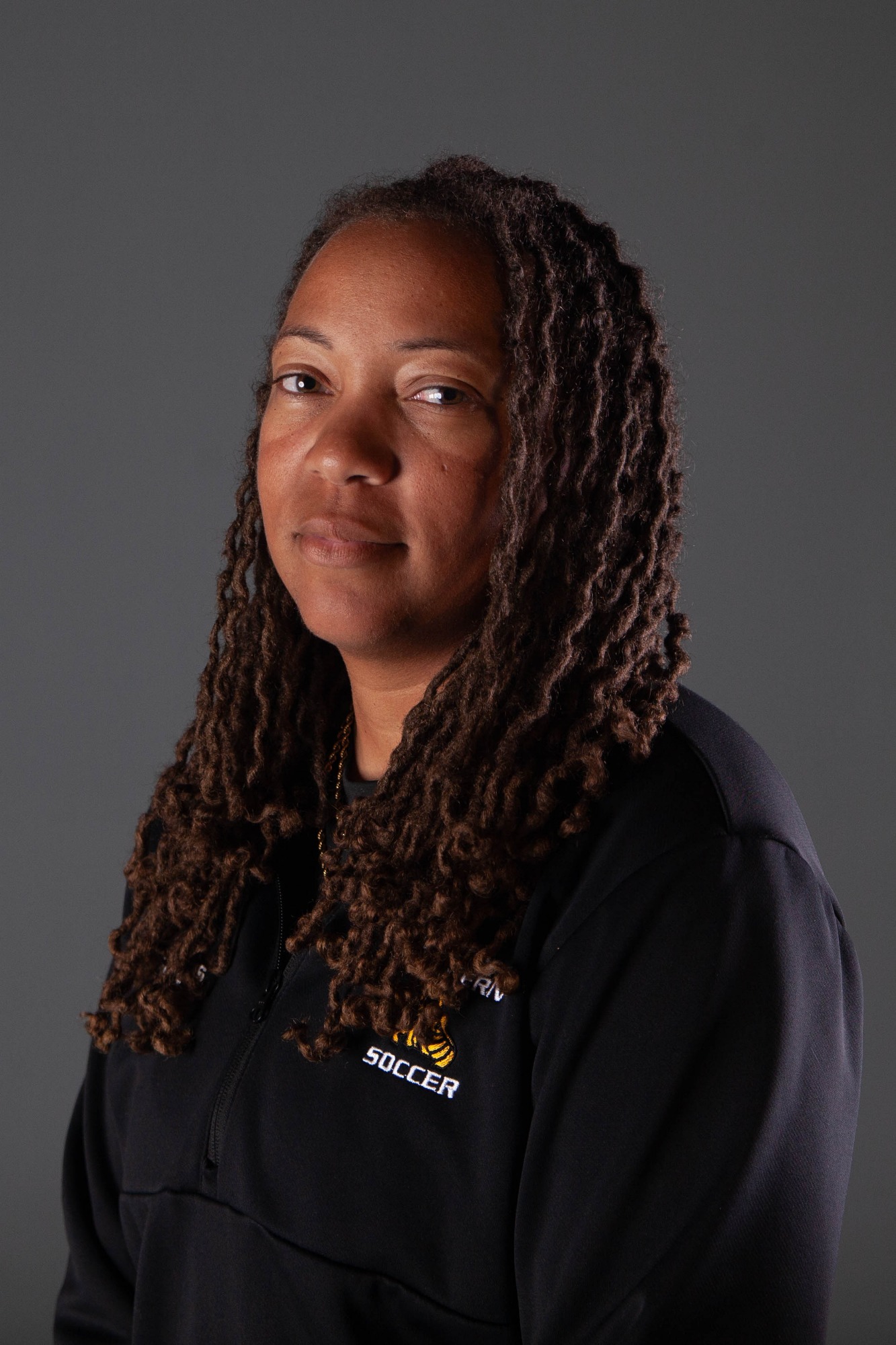 Leah Stringer 2022 headshot