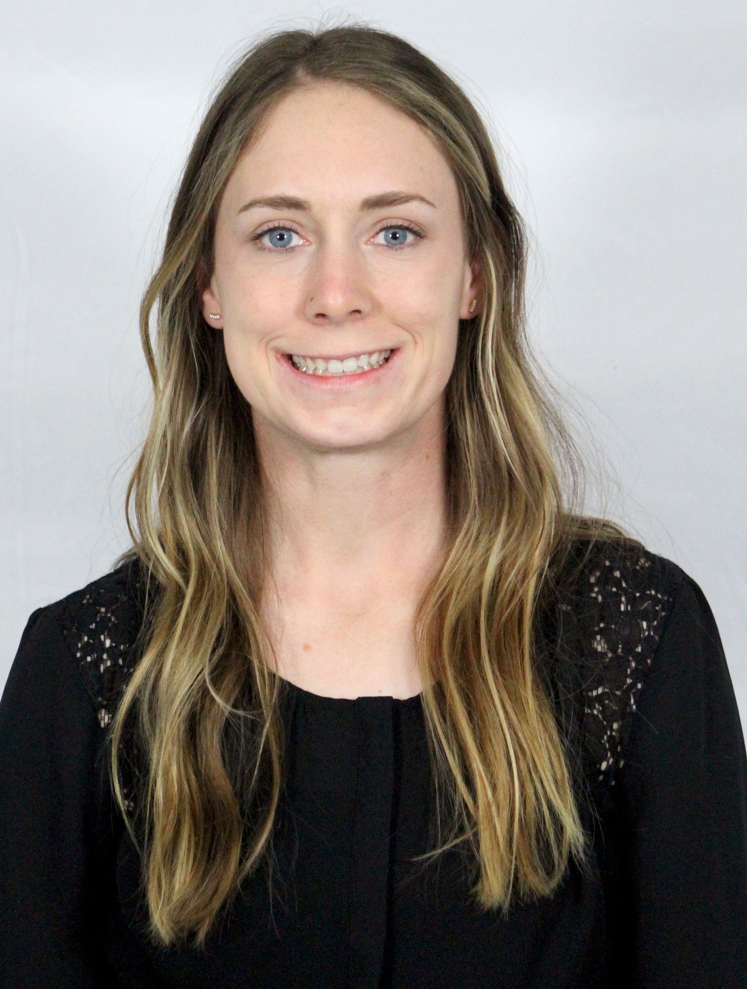 Brooke Powers headshot 2023