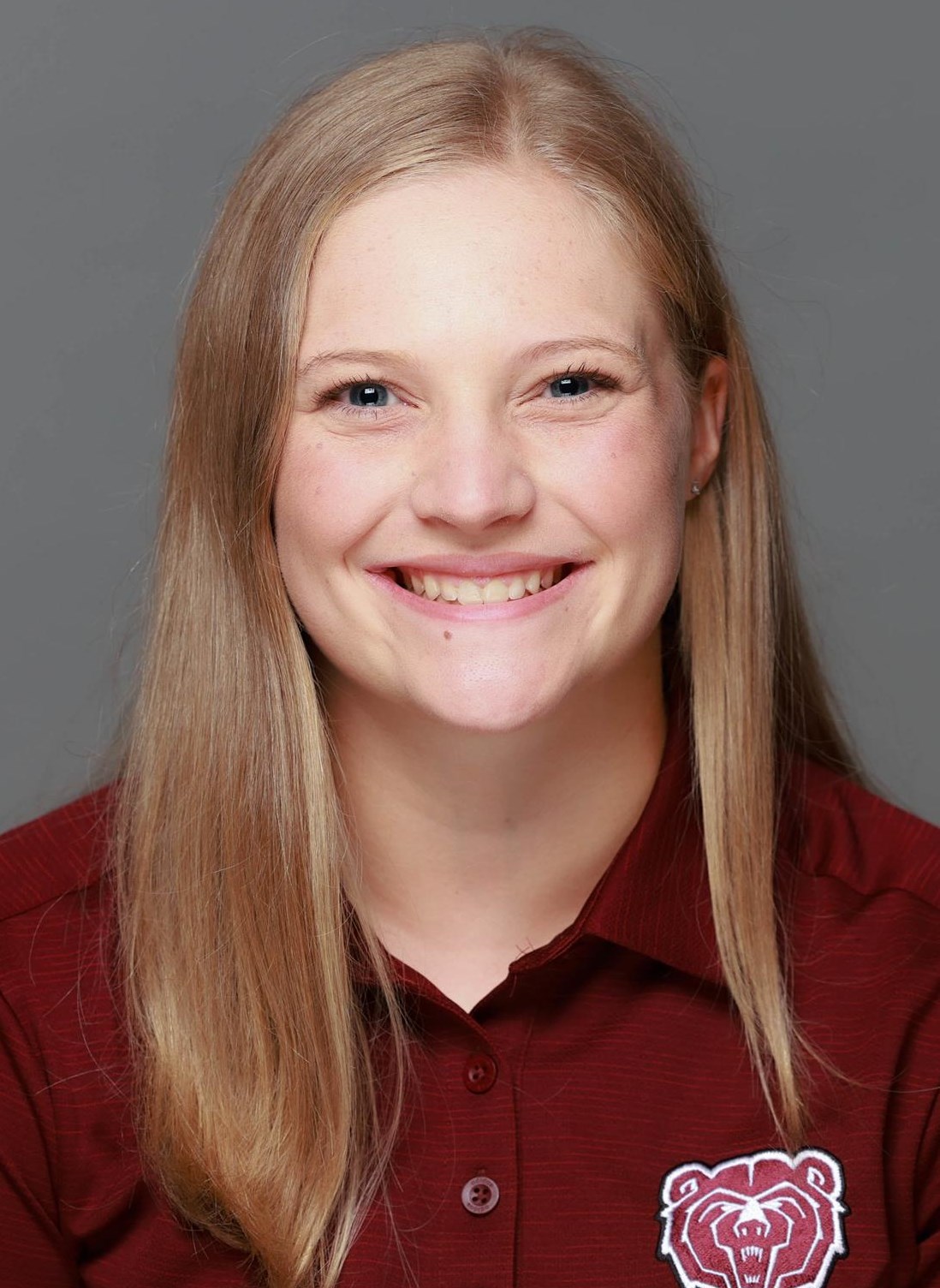 Sofia Loveland 2022 SB Headshot