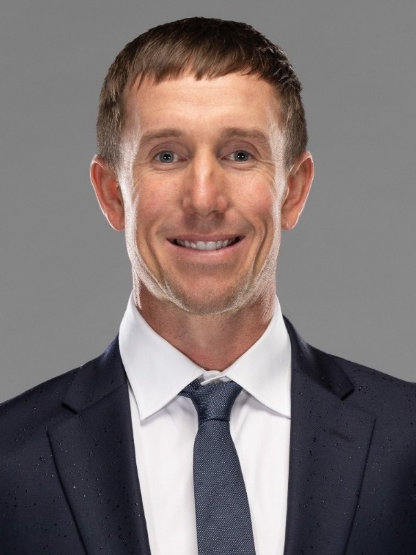 Danny Frid headshot