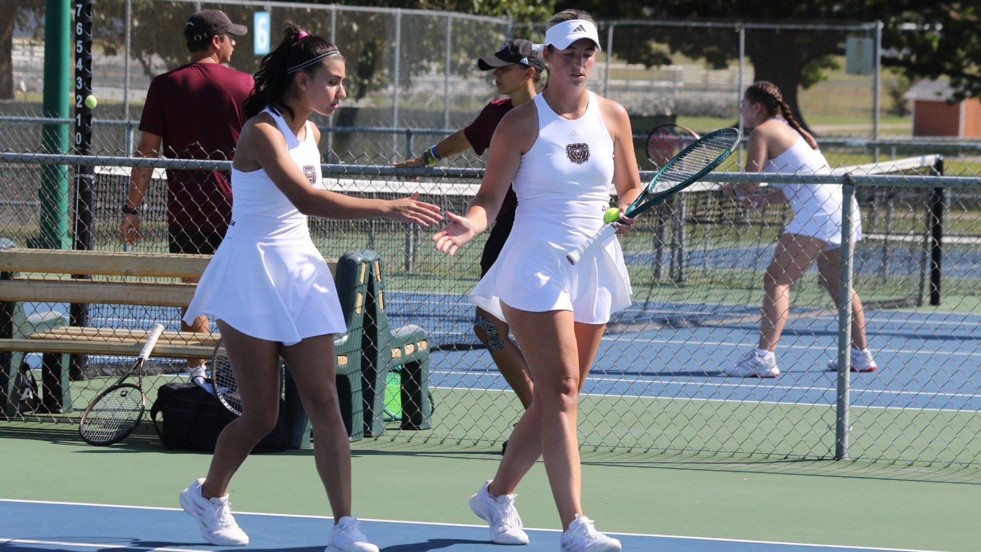 Gonlusen/Latham Doubles