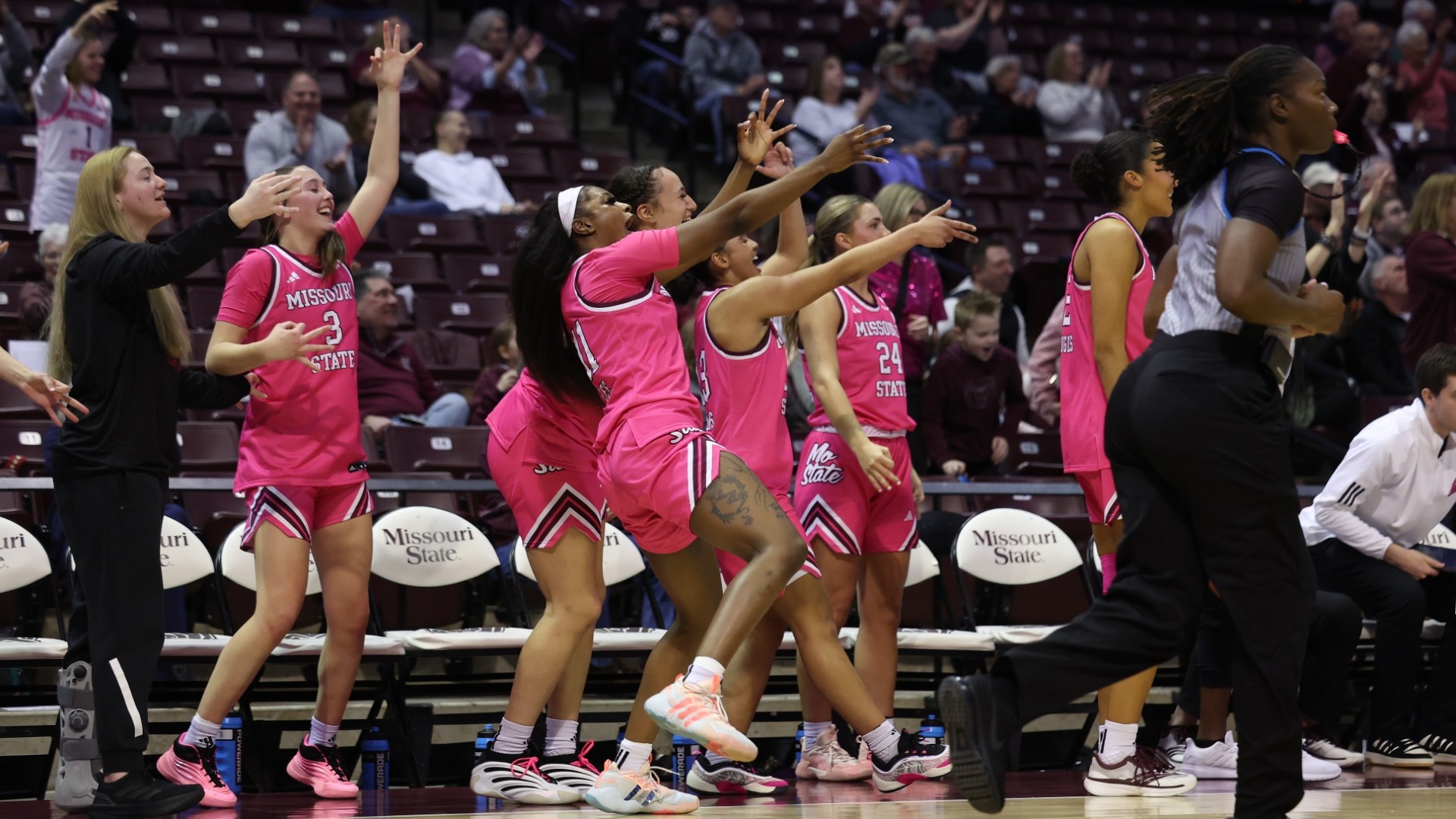 WBB Bench Celebration vs. WKU