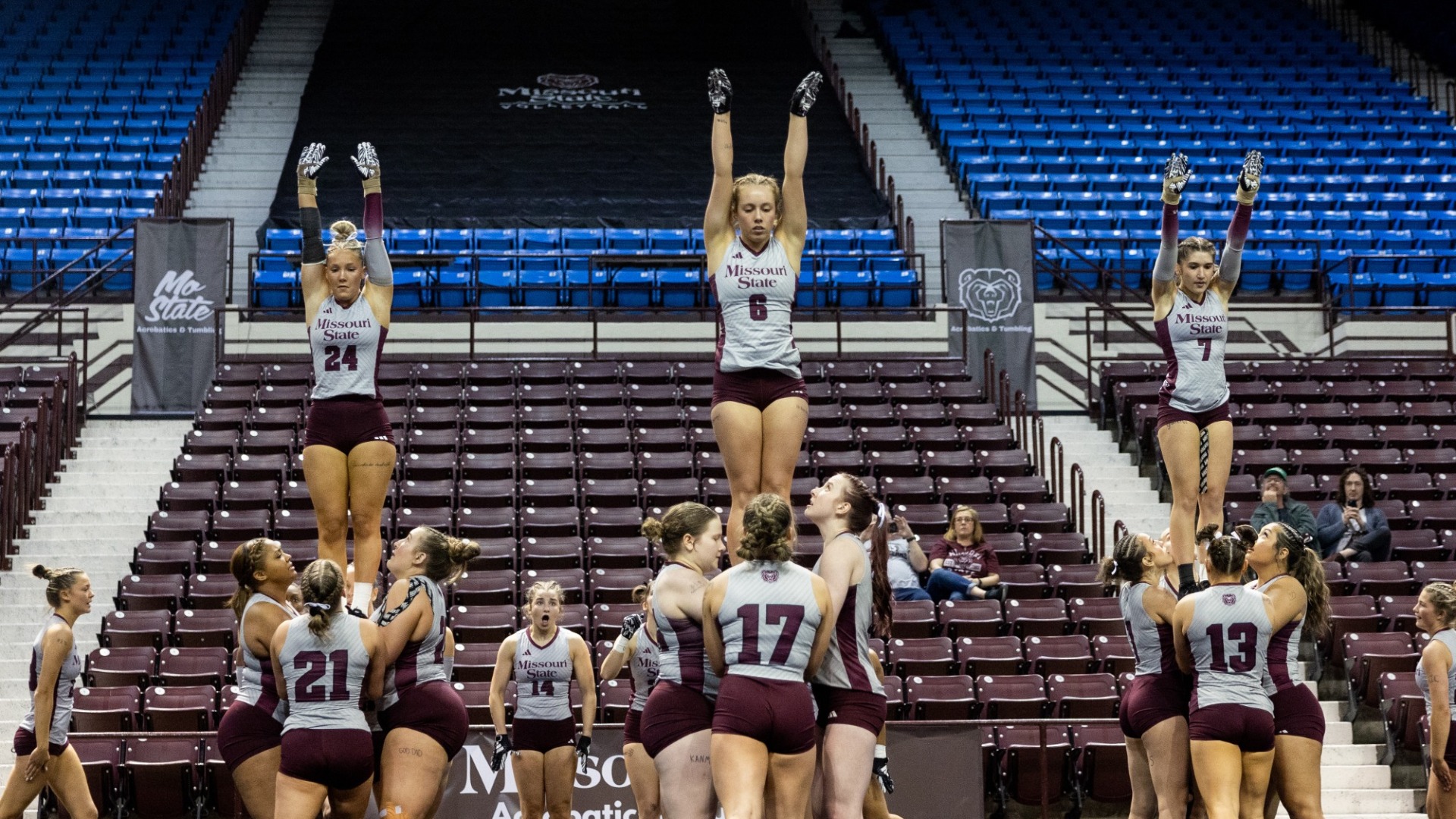 Acro Meet Action Shot vs Oregon