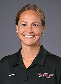 Sarah Shute headshot