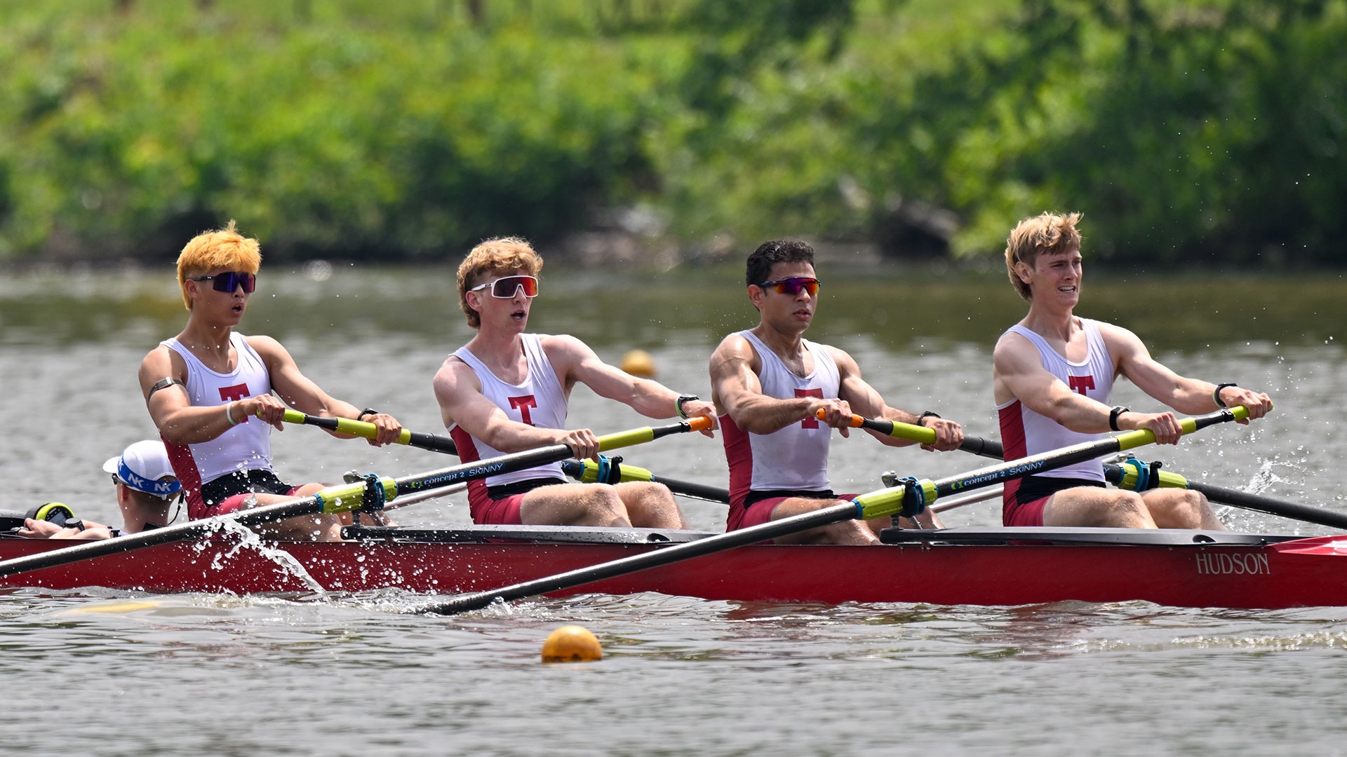 Men's Lightweight Crew Varsity 4 rowing