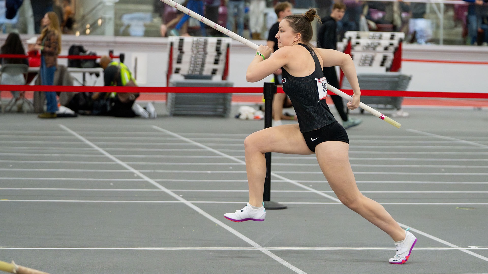 Elise Doyle in the Pole Vault