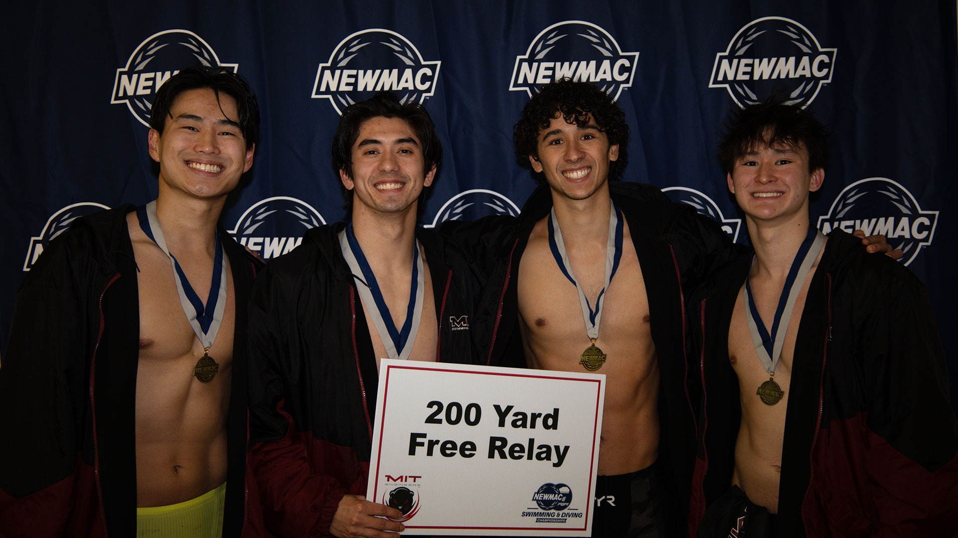Keon McClure, Aitor Arrese-Igor, Thomas Wu, Bryce Roberts after winning the 200 Free Relay