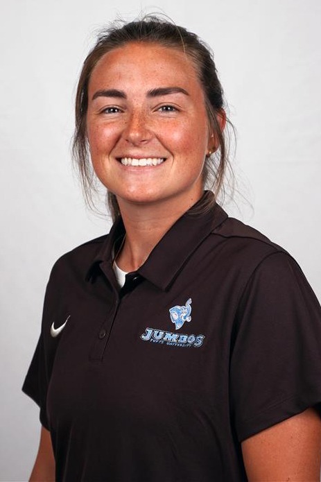 Megan Caveny headshot
