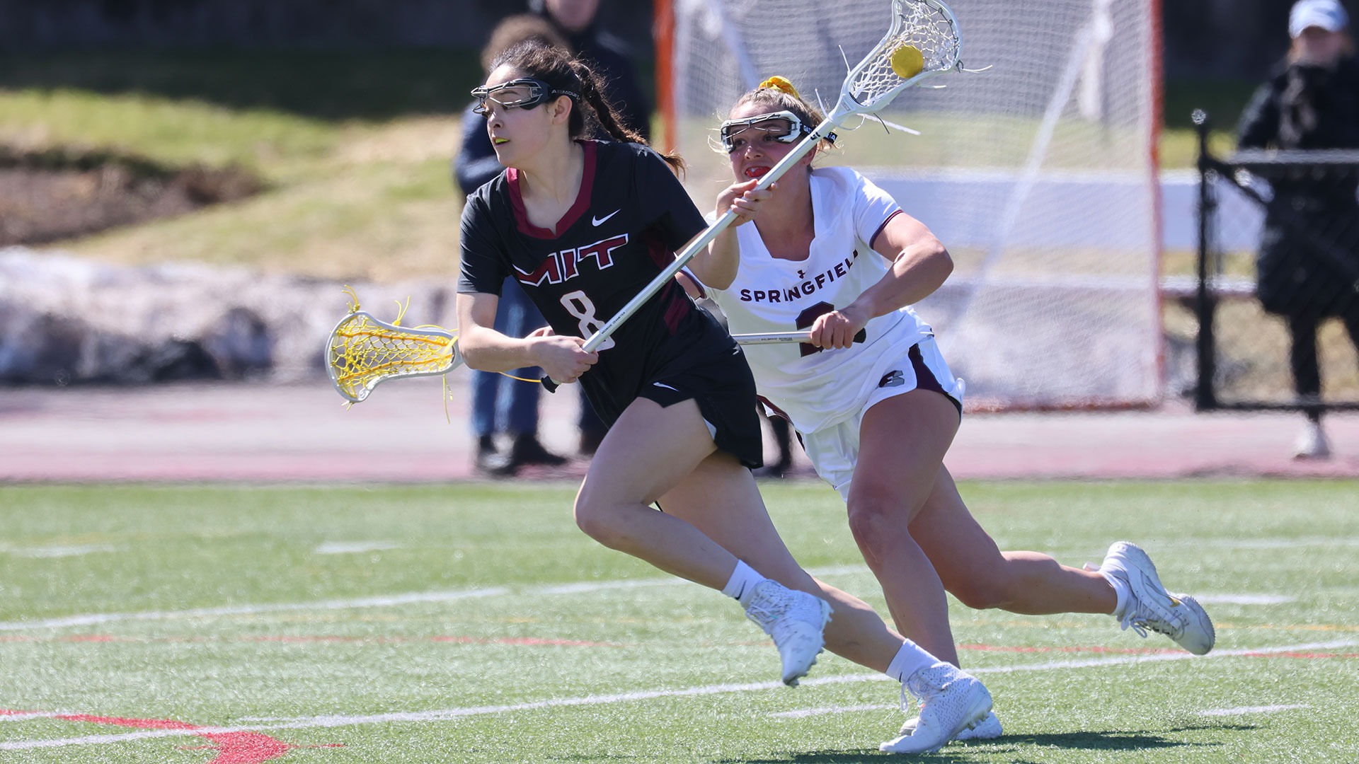 Nina Petulla running past a defender