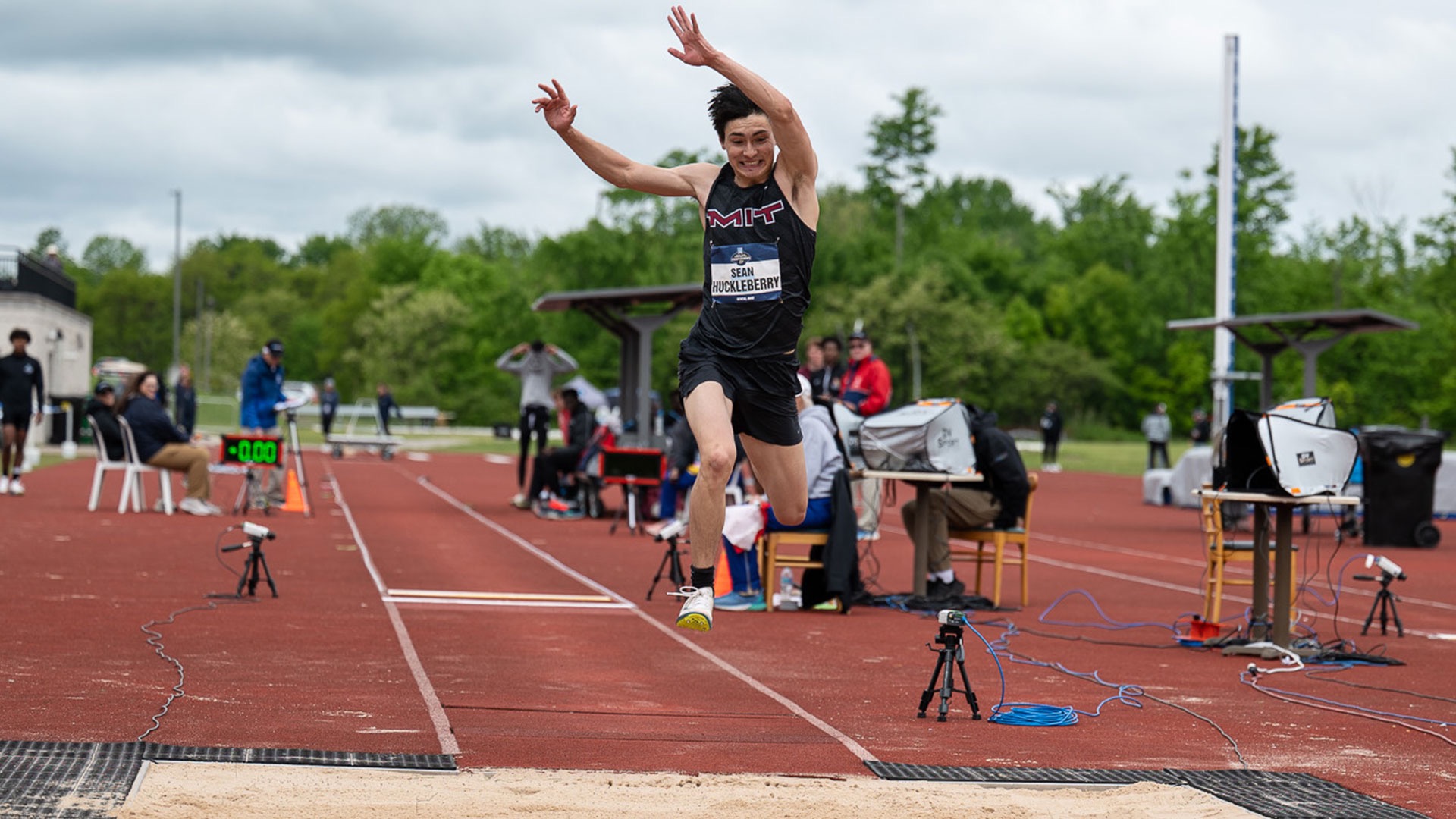 Sean Huckleberry in the triple jump