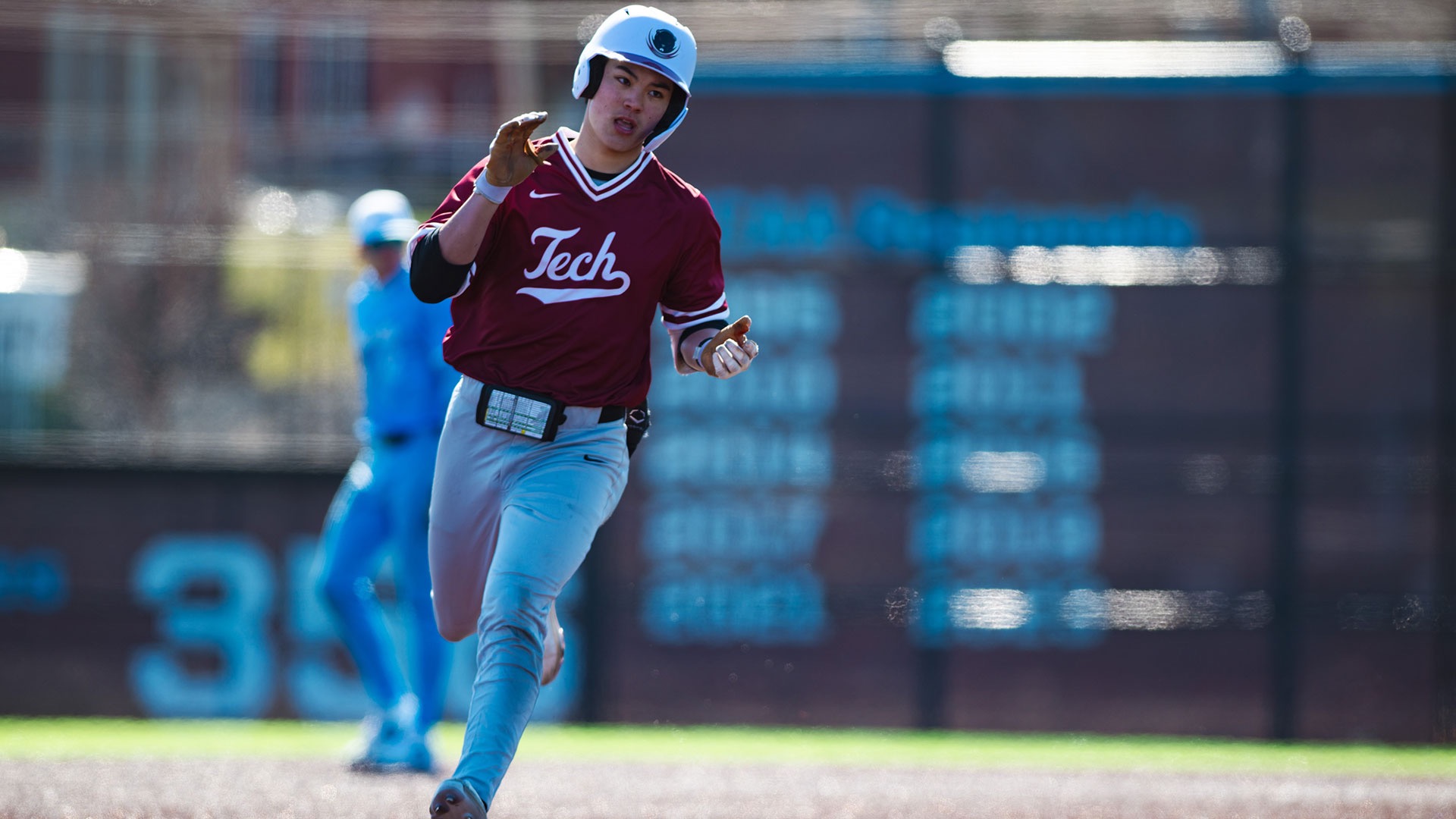 Dalton Chi rounding the bases